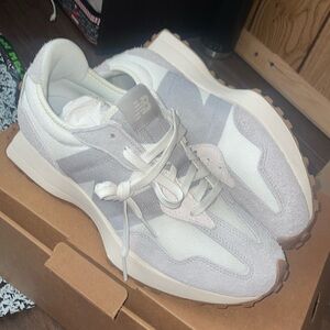 New Balance Sneakers 327
